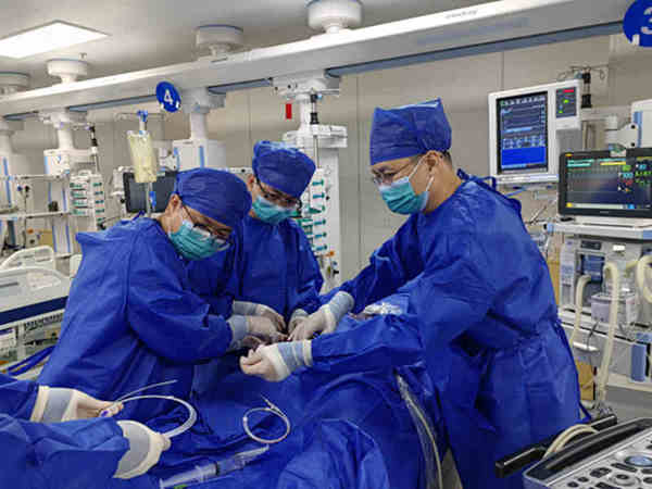 七旬老人突发急性心肌梗死 | 老虎机app多学科联合救治创造“心”奇迹