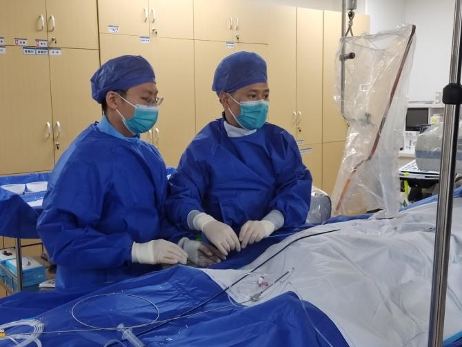 我院首次独立开展AVS,助力高血压精准诊疗