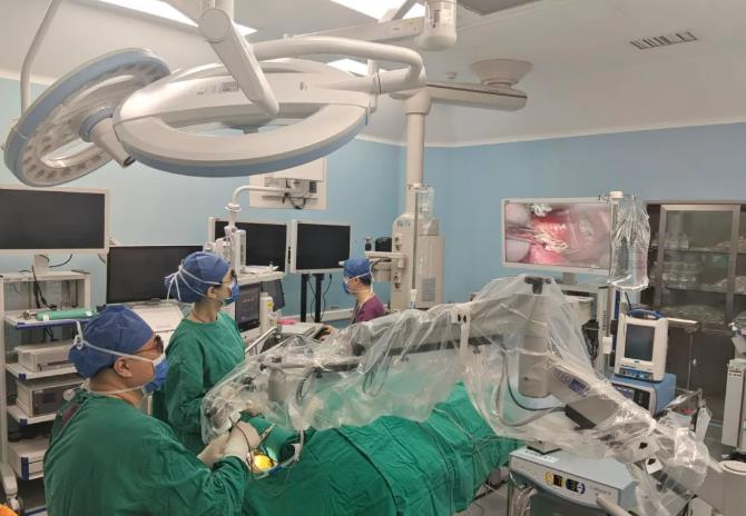 【耳鼻喉资讯】三镜时代 3D4K外视镜——助力广西耳鼻咽喉头颈外科开启新篇章