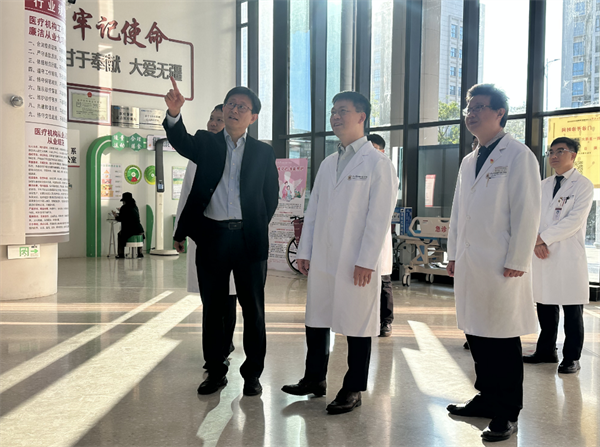 中山一院陈伟教授到我院进行学术和业务指导