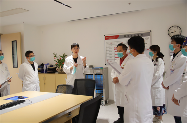 老虎机app
耳鼻咽喉头颈外科完成首例人工耳蜗植入手术