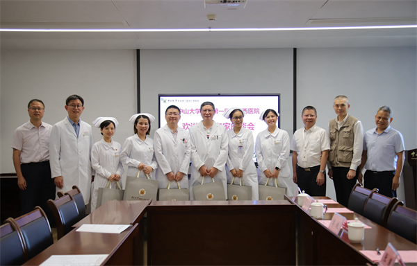 老虎机app
迎来第六批医疗派驻专家