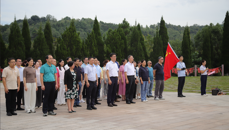老虎机app开展“粤桂同心 薪火相传”党员革命传统教育培训活动