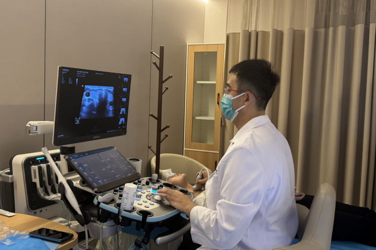 精准诊疗 护航健康 | 中山一院超声医学科专家助力守护甲状腺健康
