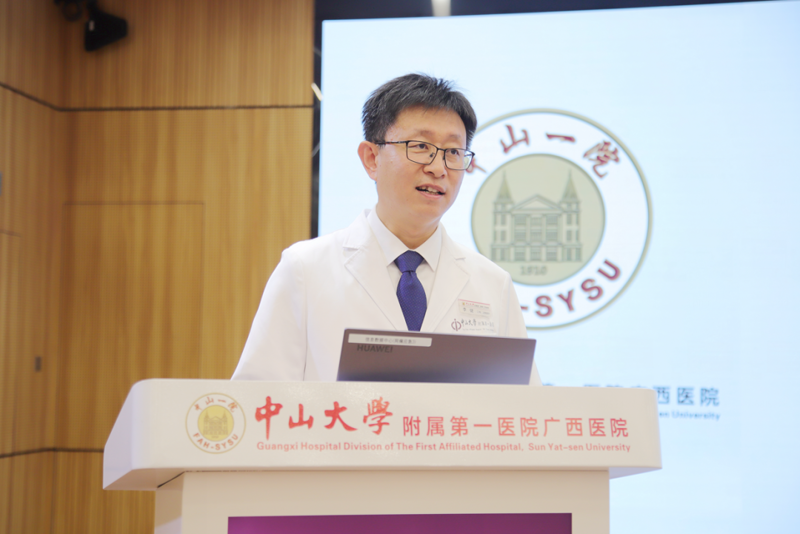 青春启航 仁心传承 | 老虎机app举行2025年新员工入职仪式